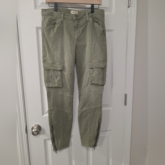 L'Agence, Size 30 Montgomery Skinny Cargo Pant,‎ Olive Green, Midrise, Moto - Picture 1 of 4